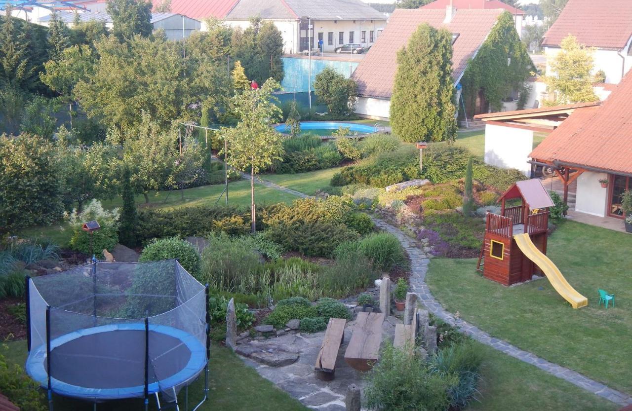 Penzion Pohanka Nové Veselí Exteriör bild